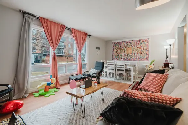 847 Pinewood CRES, Britannia Heights - Queensway Terrace N And Area, ON K2B 5Y3