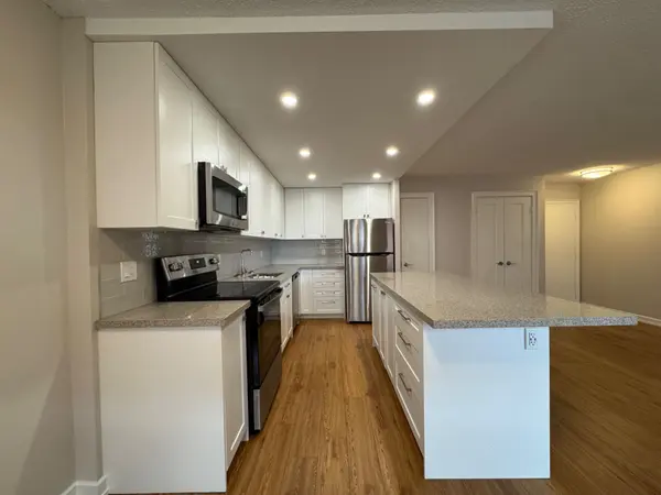 610 Lake ST #507, St. Catharines, ON L2N 5T1