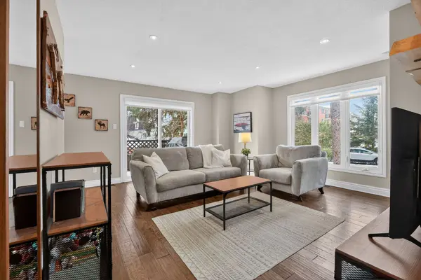 817 High ST #13, Britannia Heights - Queensway Terrace N And Area, ON K2B 6C3