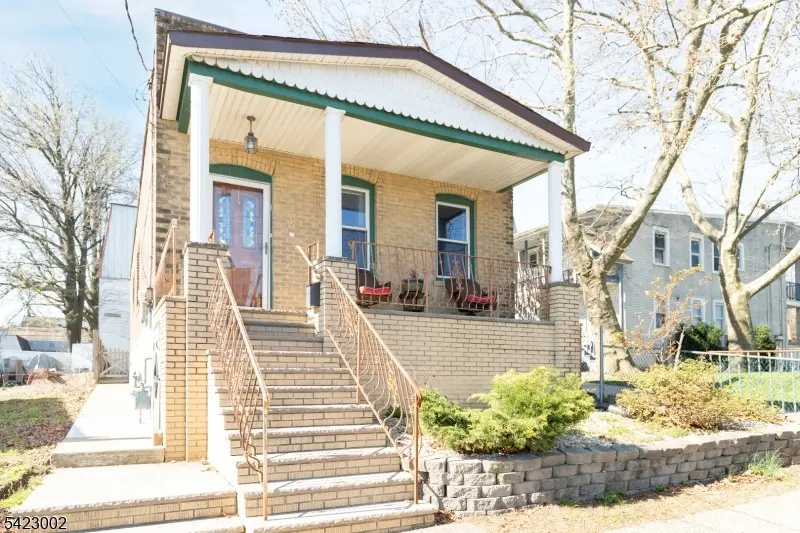 449 Keene St, Perth Amboy City, NJ 08861