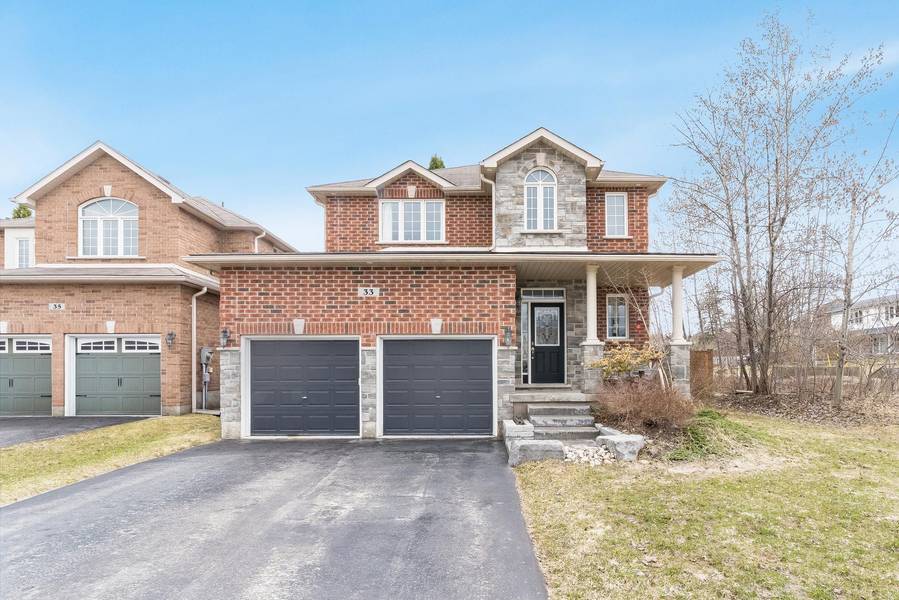 33 Auburn CT, Barrie, ON L4N 6G9