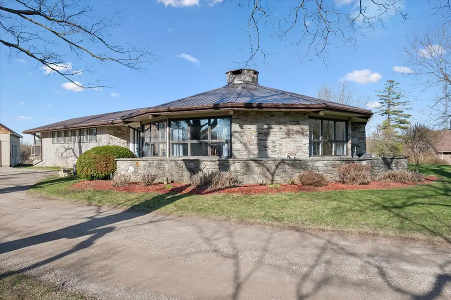 26 Old Brock RD, Puslinch, ON N0B 2J0