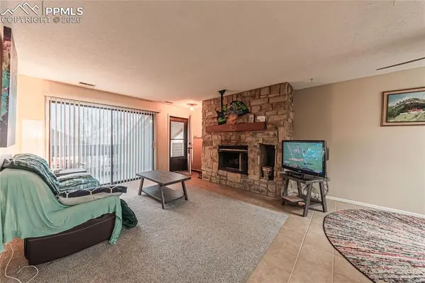 1017 Moorings DR, Colorado Springs, CO 80906