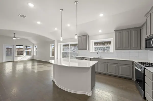 810 Misty Lane, Cleburne, TX 76033