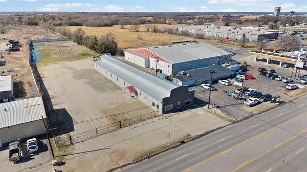 2301 N Main Street, Paris, TX 75460