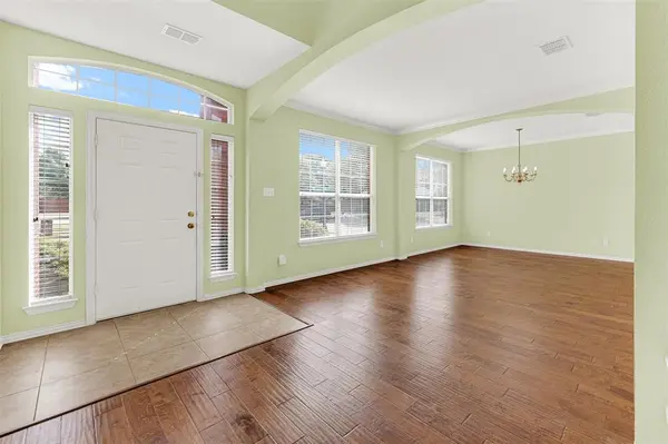 509 Lochwood Drive, Murphy, TX 75094