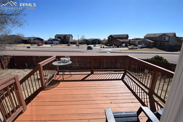 8105 Sedgewick DR, Colorado Springs, CO 80925