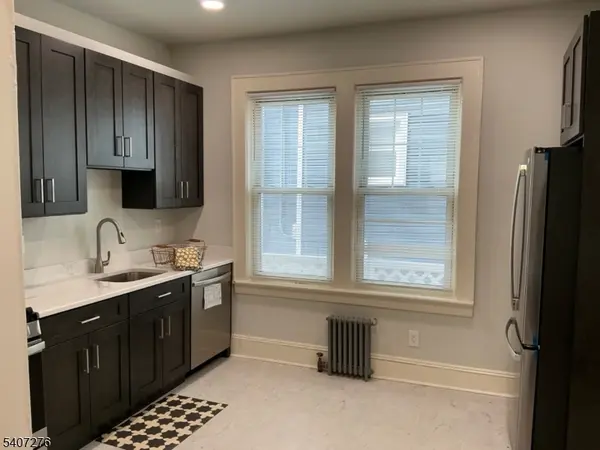 176 Weequahic Ave #1, Newark City, NJ 07112