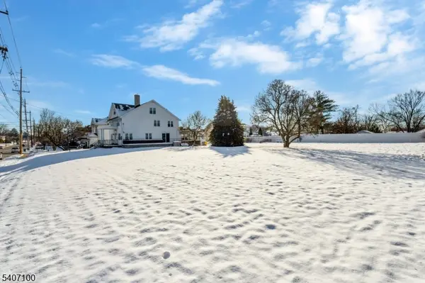 380 E Main St, Somerville Boro, NJ 08876