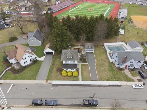 111 Kanouse St, Boonton Town, NJ 07005