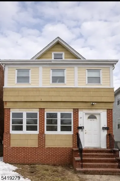 28 Fisher Ave, Bound Brook Boro, NJ 08805