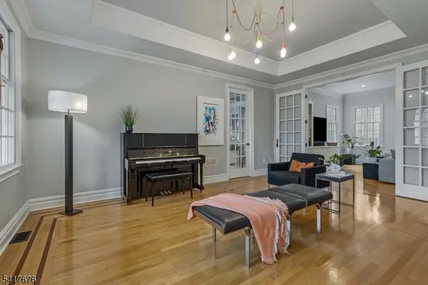 11 Combs Hollow Rd, Mendham Twp., NJ 07945