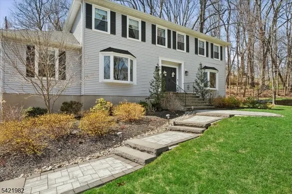 5 Jessica Pl, Randolph Twp., NJ 07869