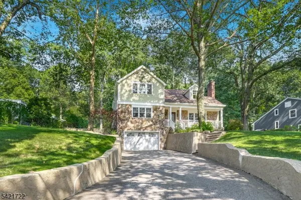 1100 Heckel Dr, Mountainside Boro, NJ 07092