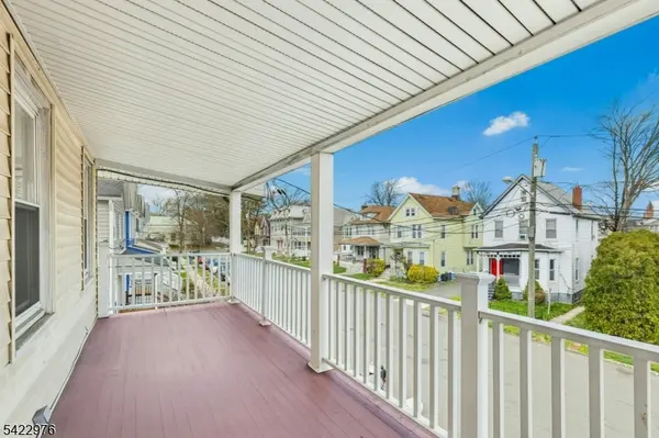 84 W Cherry St, Rahway City, NJ 07065