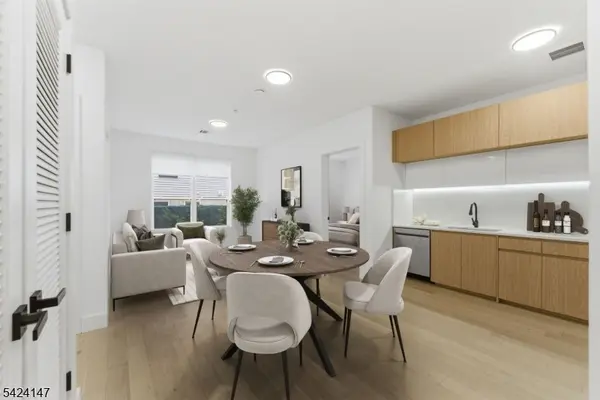 649 38Th St, Union City, NJ 07087