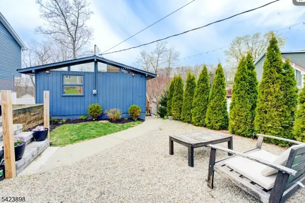 54 Schwarz Blvd, Jefferson Twp., NJ 07849