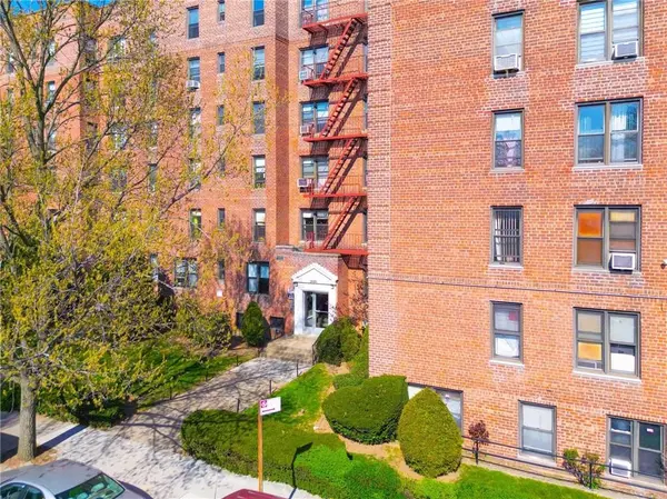 2685 East 7th ST #6P, Brooklyn, NY 11235