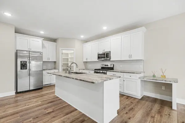 6767 Creekside View DR SE, Gaines Twp, MI 49508