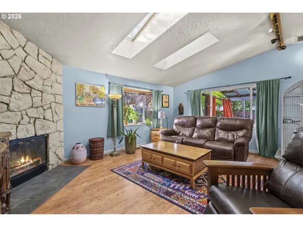 17125 SE Stephens ST, Portland, OR 97233