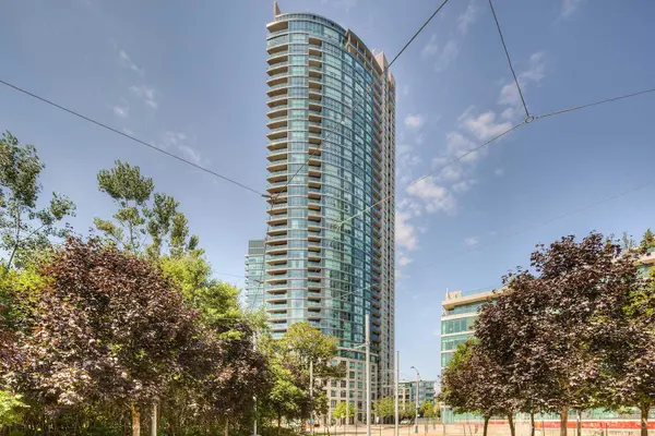 219 Fort York BLVD #103, Toronto C01, ON M5V 1B1