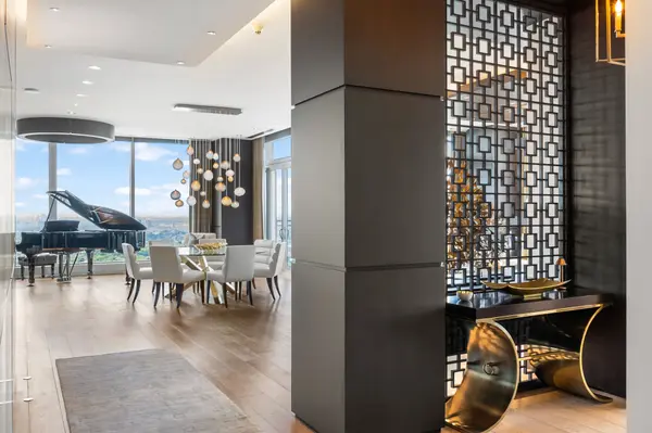 50 Yorkville AVE #4501, Toronto C02, ON M4W 0A3