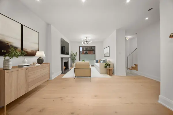 231 Macpherson AVE, Toronto C02, ON M4V 1A1