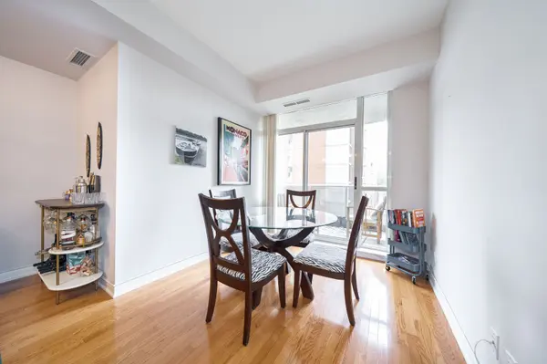 5791 Yonge ST #306, Toronto C14, ON M2M 0A8