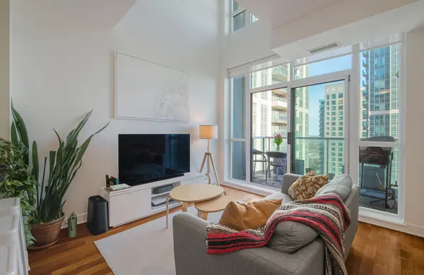 1 Avondale AVE #909, Toronto C14, ON M2N 7J1