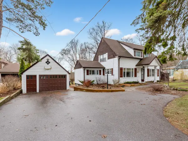 1421 Military TRL, Toronto E10, ON M1C 1A7