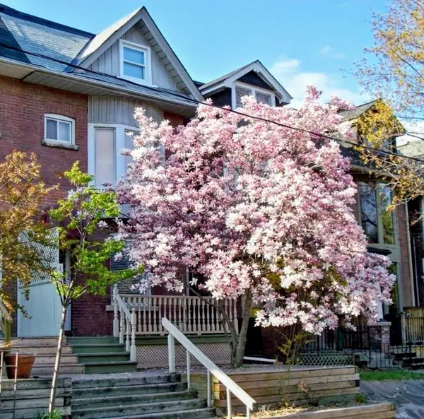26 Sparkhall AVE, Toronto E01, ON M4K 1G5