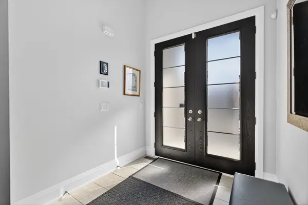 107 Hesperus RD, Vaughan, ON L4J 0G9