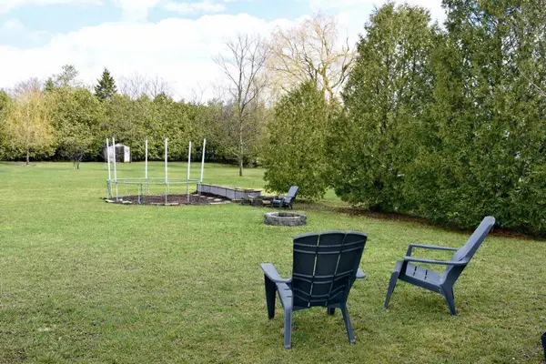 215 Montreal ST, Clearview, ON L0M 1S0