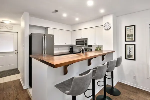 330 Mariners WAY, Collingwood, ON L9Y 5C7