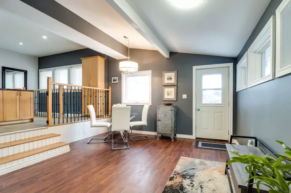 10 Knox ST, Halton Hills, ON L7J 1C7