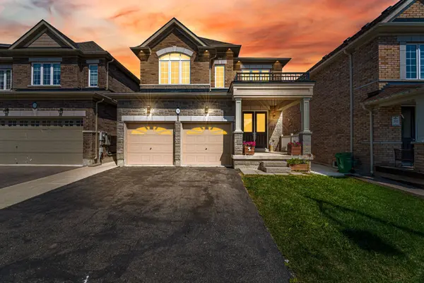 9 Meadowcreek RD, Caledon, ON L7C 3Y9