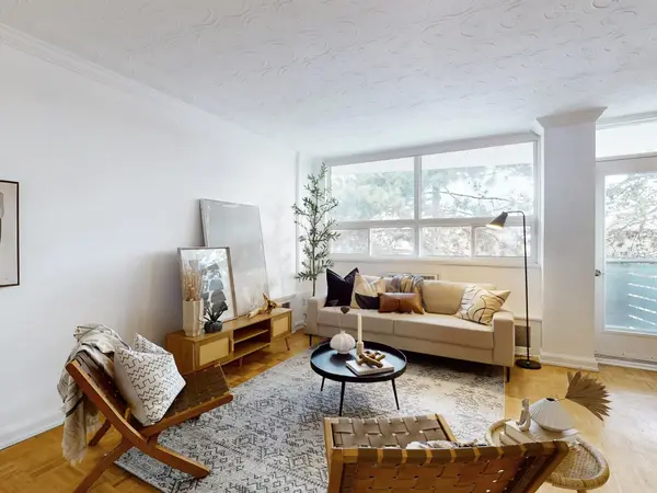 80 Coe Hill DR #PH11, Toronto W01, ON M6S 3C9