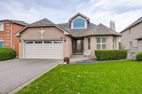 1248 Heritage WAY, Oakville, ON L6M 2T6