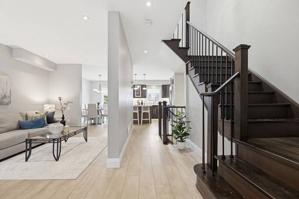 42 Archbury CIR, Caledon, ON L7E 2H7