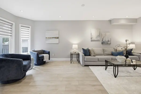 42 Archbury CIR, Caledon, ON L7E 2H7