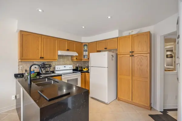 7 Headwater RD, Caledon, ON L7E 2W1