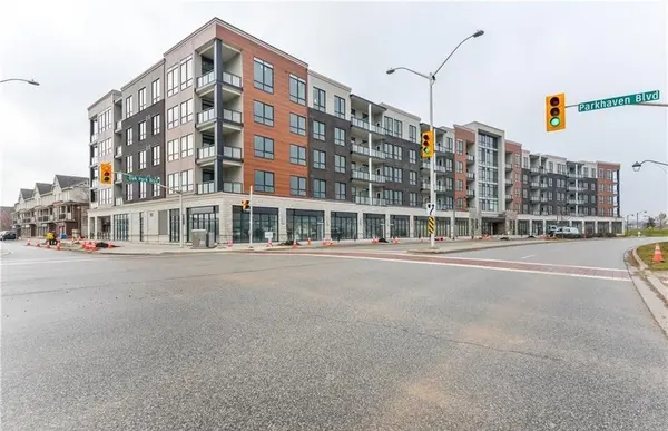 150 Oak Park BLVD #320, Oakville, ON L6H 3P2