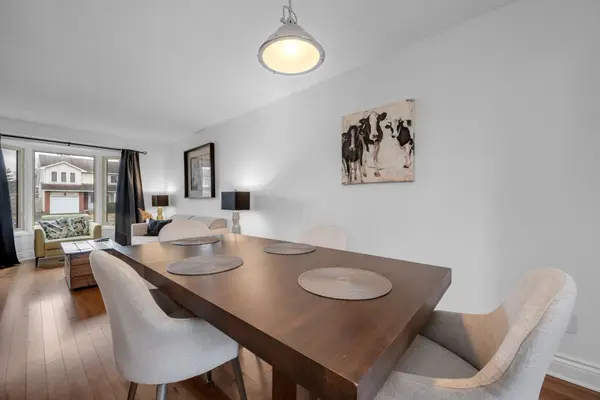 6289 Vorlage DR, Orleans - Convent Glen And Area, ON K1C 2E4