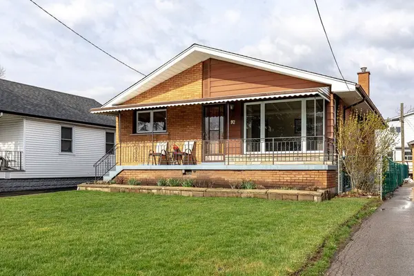 92 Reid AVE S, Hamilton, ON L8K 3V1