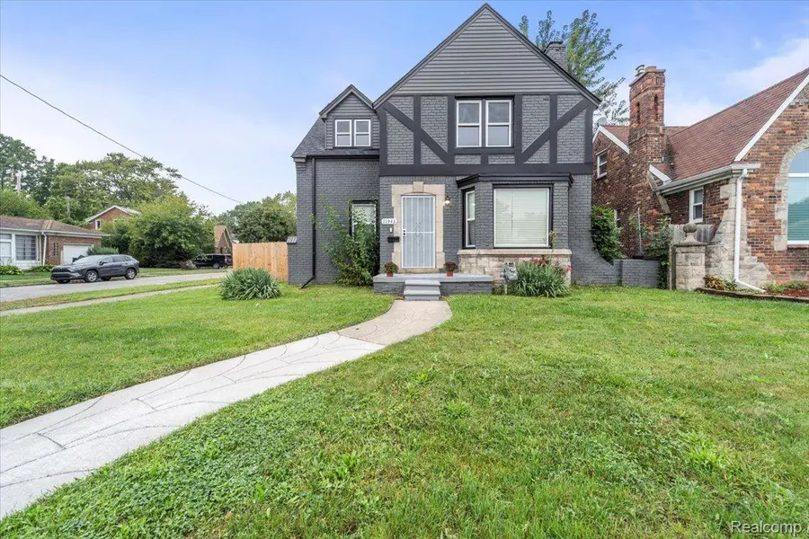 11943 E OUTER DR, Detroit, MI 48224
