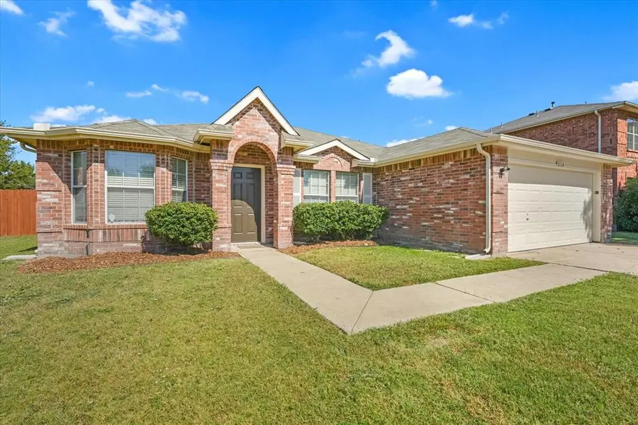 2114 Rose May Drive, Forney, TX 75126