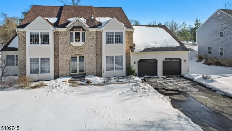 4 Santina Court, Lawrence Twp., NJ 08648