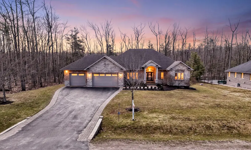 1215 Seadon RD, Springwater, ON L9X 1V5