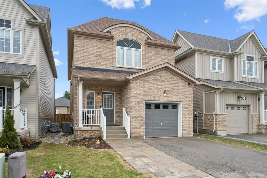 40 Courtney ST, Centre Wellington, ON N1M 0E5