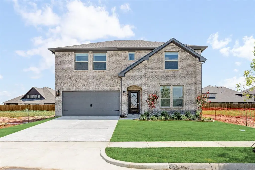 1533 Soapberry Drive, Aubrey, TX 76227